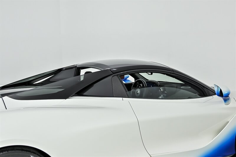 Used 2021 McLaren 720S Spider photo 40