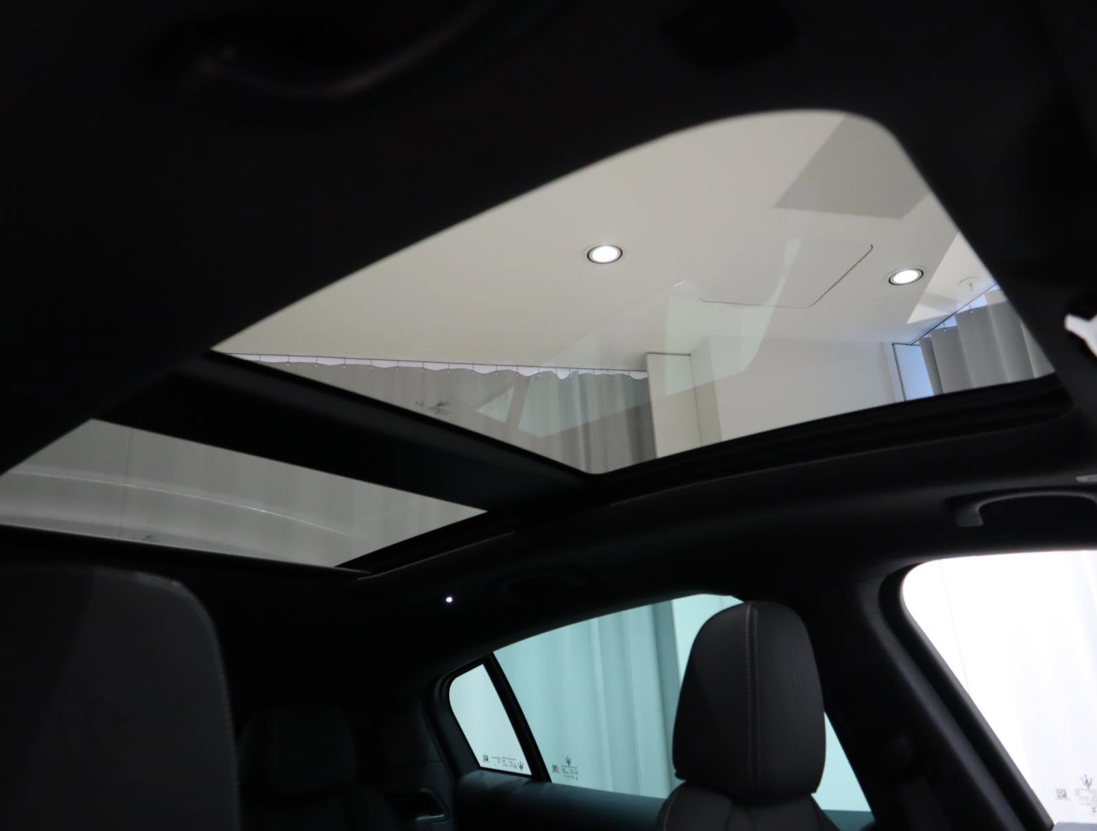 2026 Maserati Grecale Modena