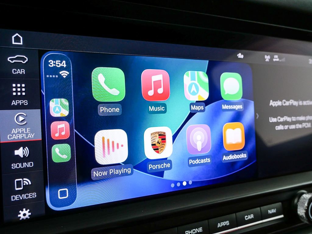 2021 Porsche Macan S