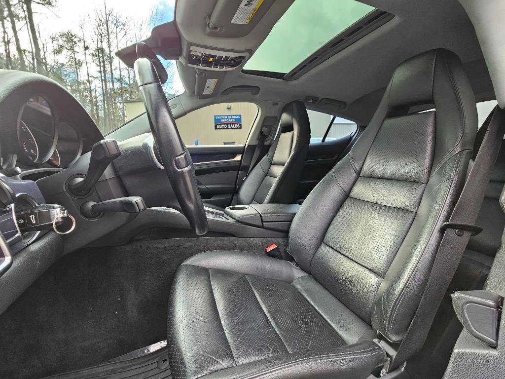 2012 Porsche Panamera 4