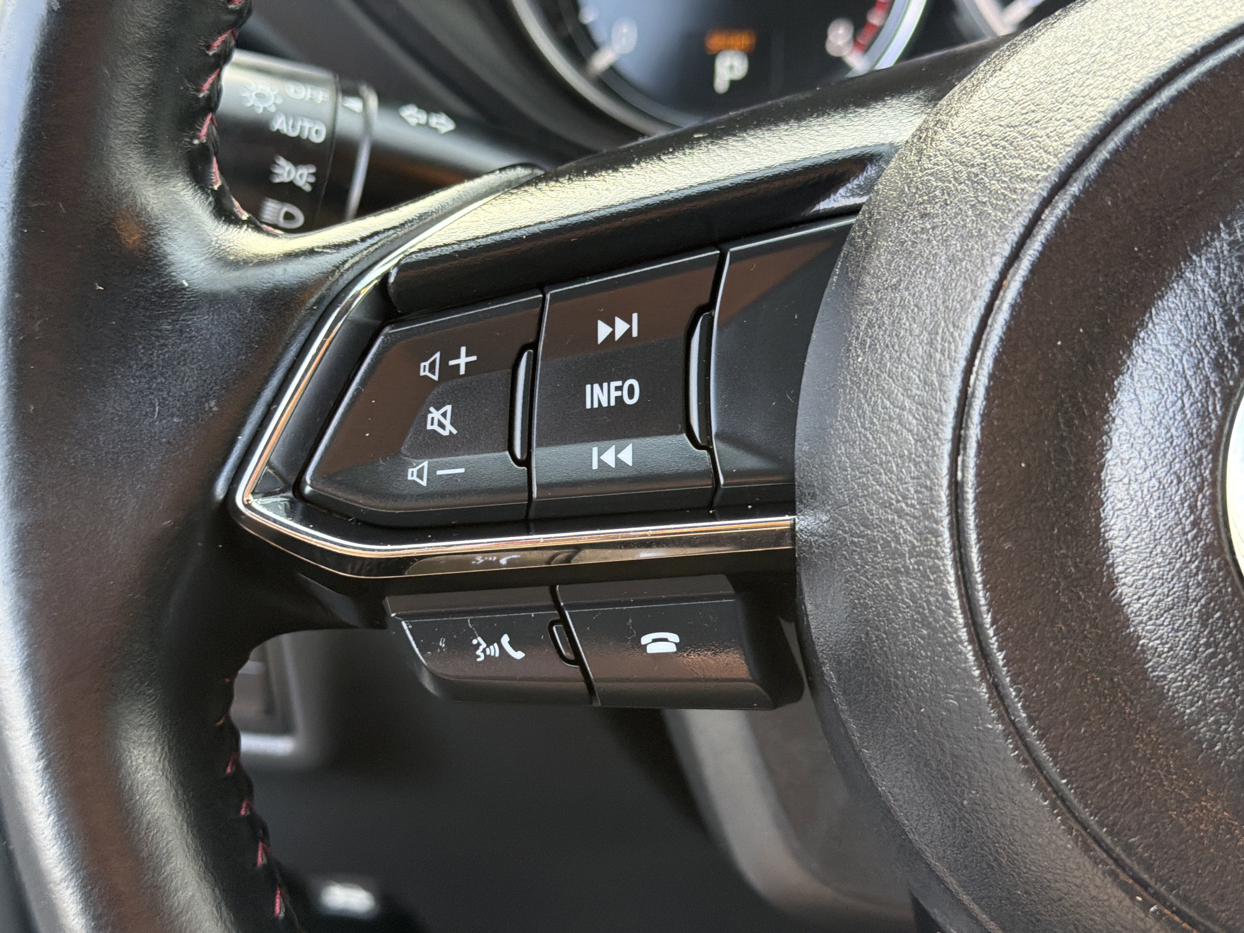 2022 MAZDA Cx-5 Carbon Edition