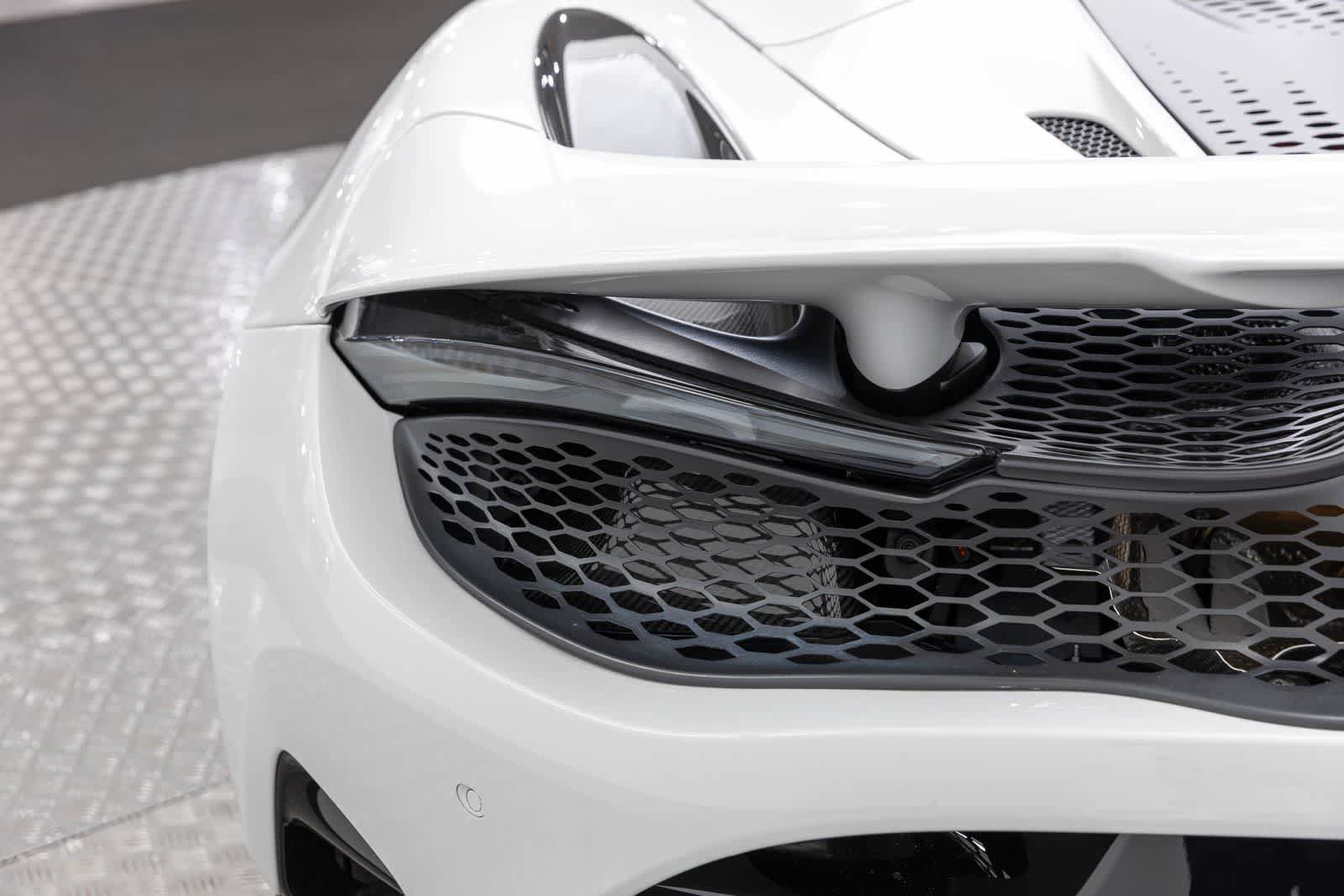 New 2027 McLaren 750S Spider photo 52