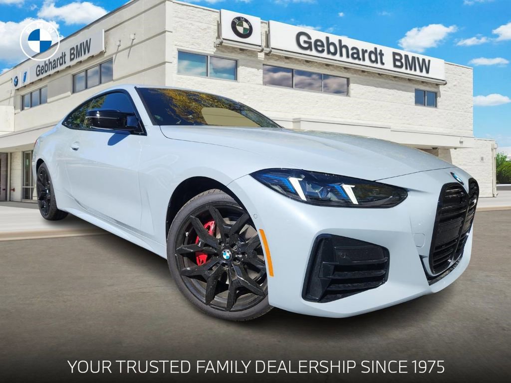 New 2026 BMW 440i xDrive Coupe w/ Premium Package