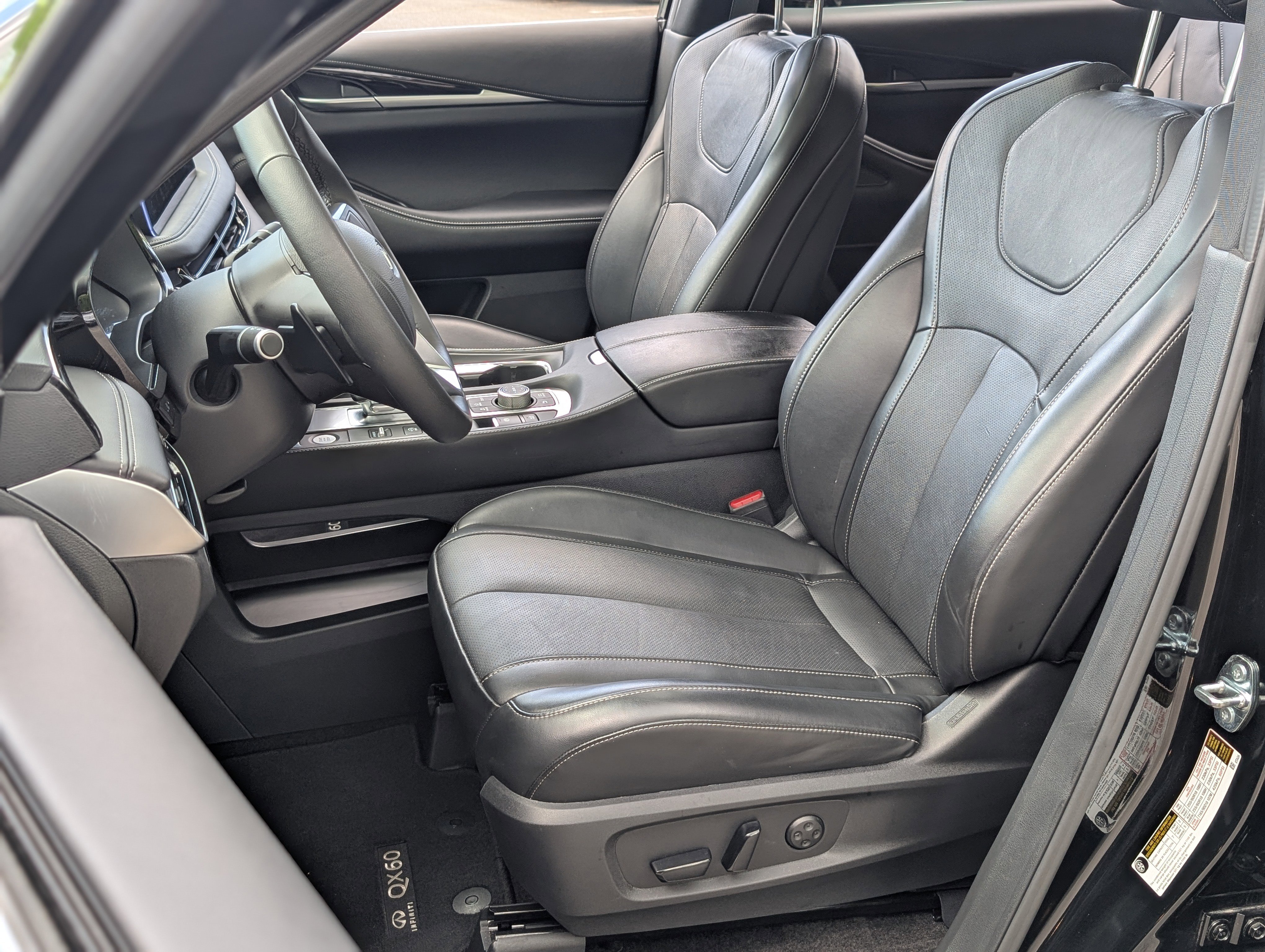 2025 INFINITI Qx60 Pure