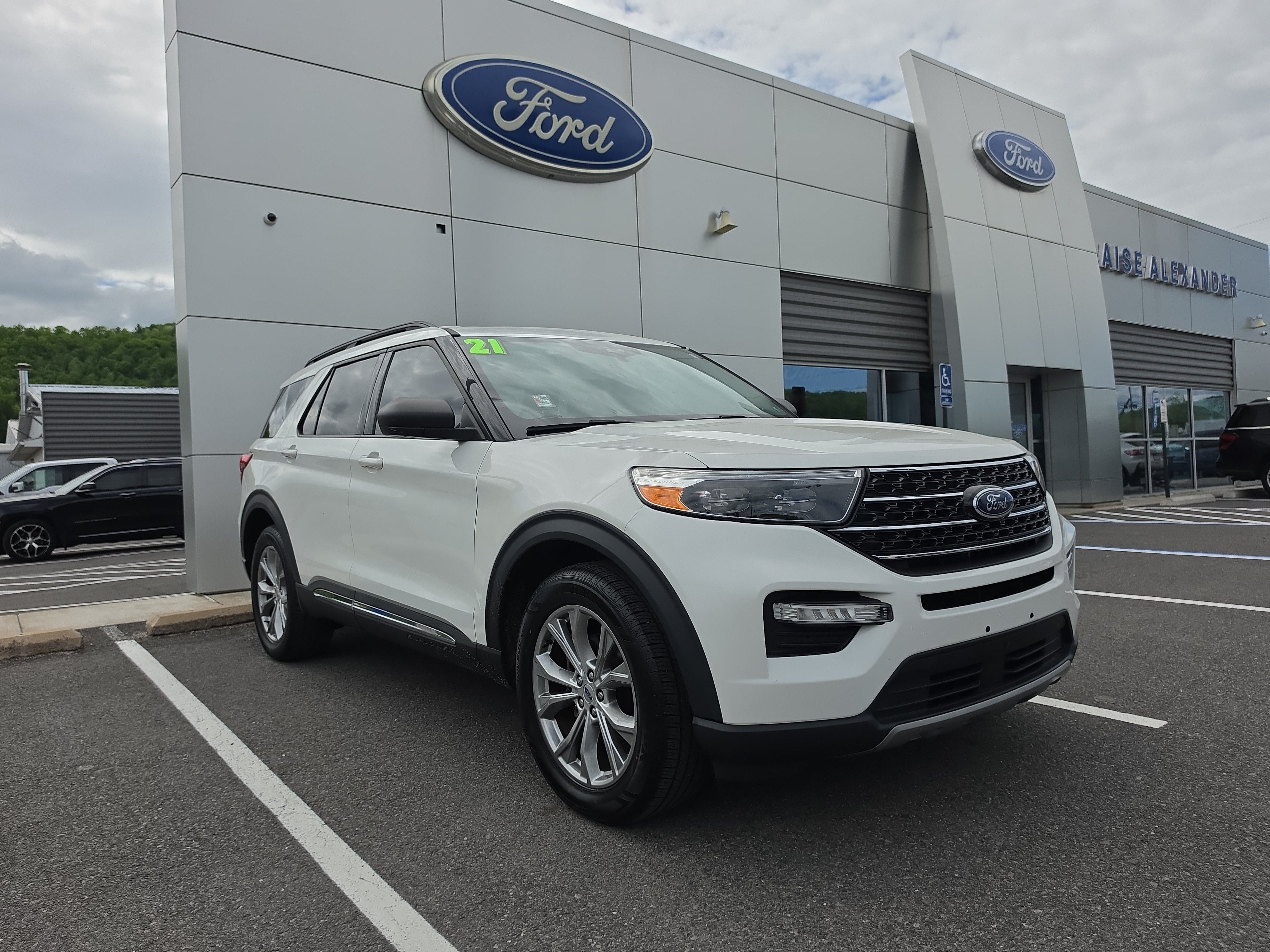 Used 2021 Ford Explorer XLT w/ Equipment Group 202A