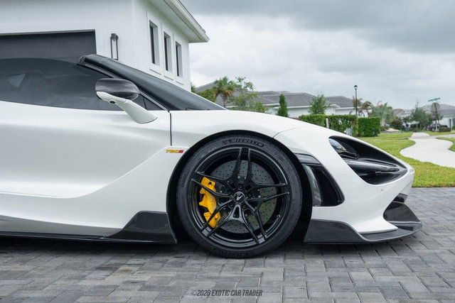 Used 2020 McLaren 720S Performance photo 11