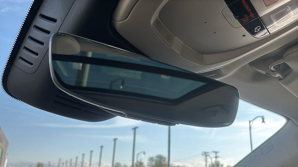 2025 Volvo Xc90 B6 Plus