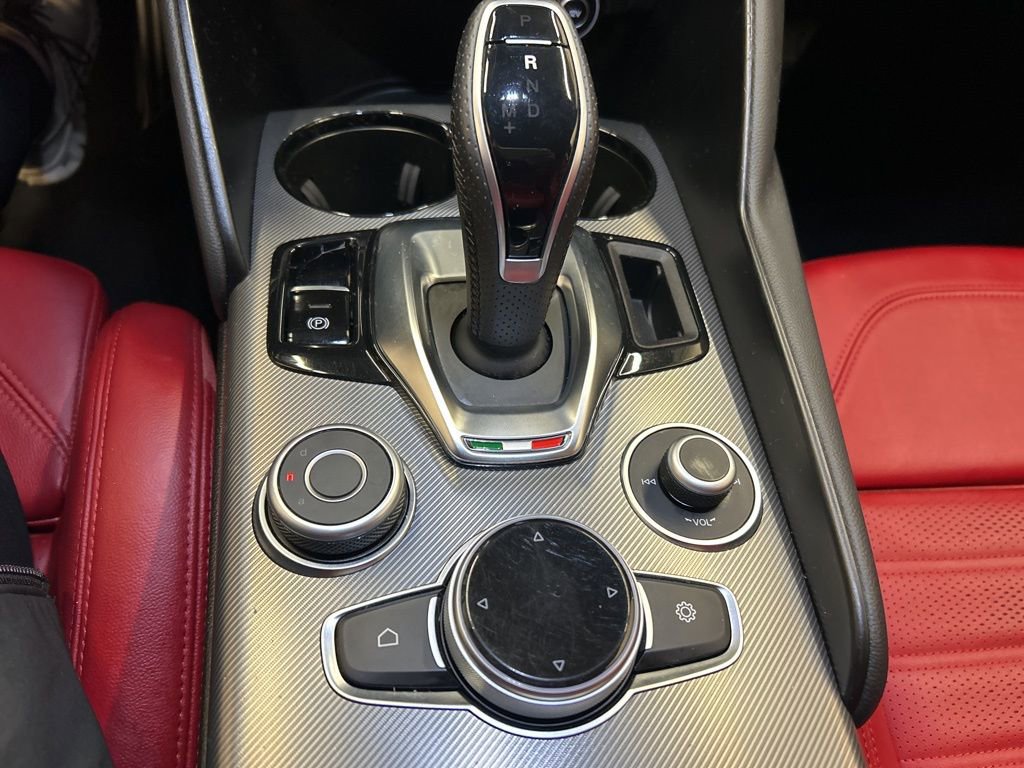 2024 Alfa Romeo Giulia Veloce