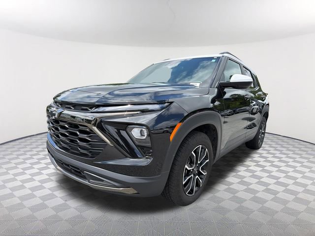 Used 2025 Chevrolet TrailBlazer ACTIV w/ Driver Confidence Package