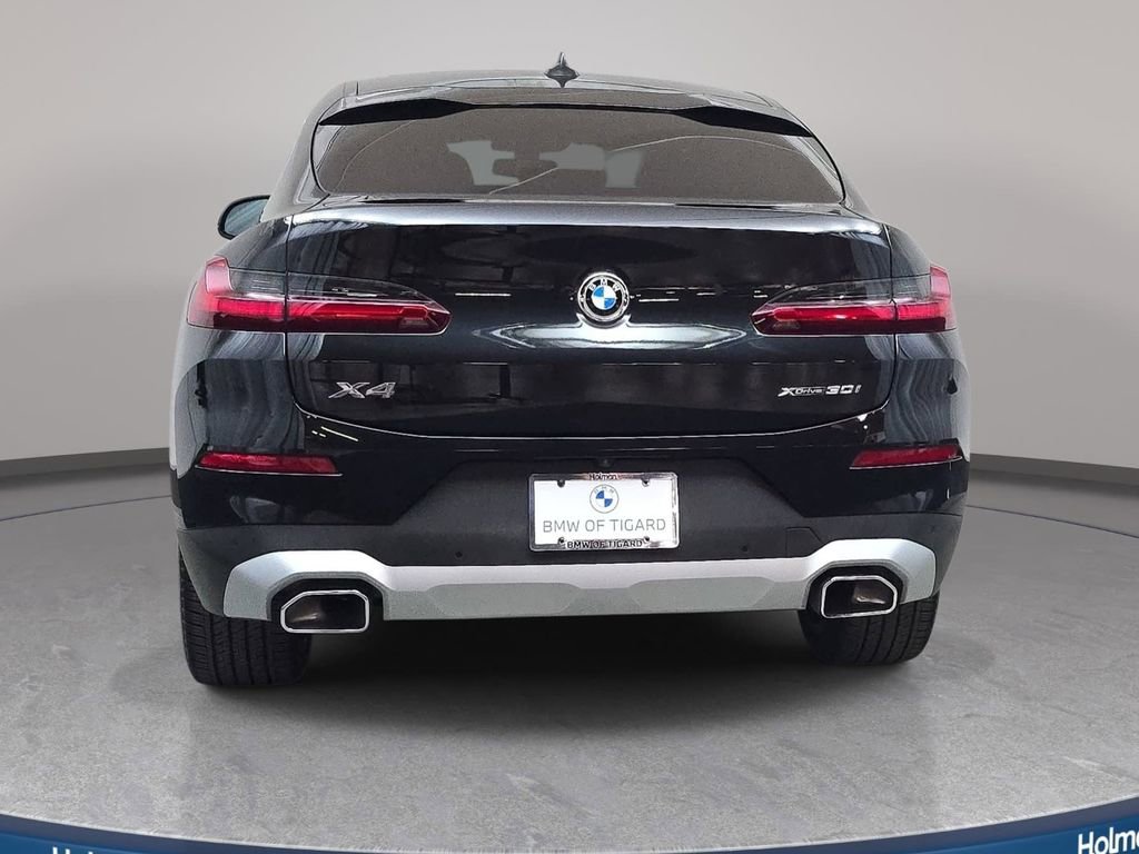 2023 BMW X4 xDrive30i