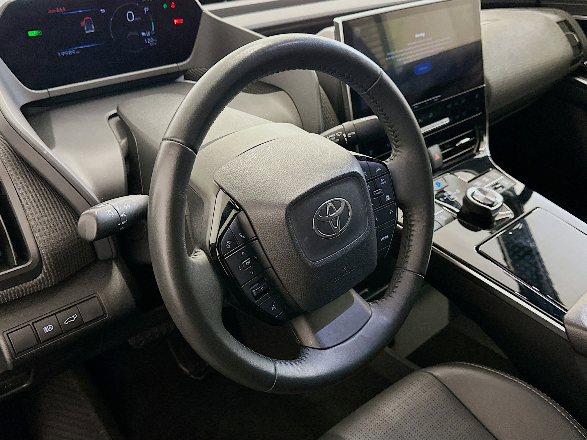 2023 Toyota bZ4X Limited