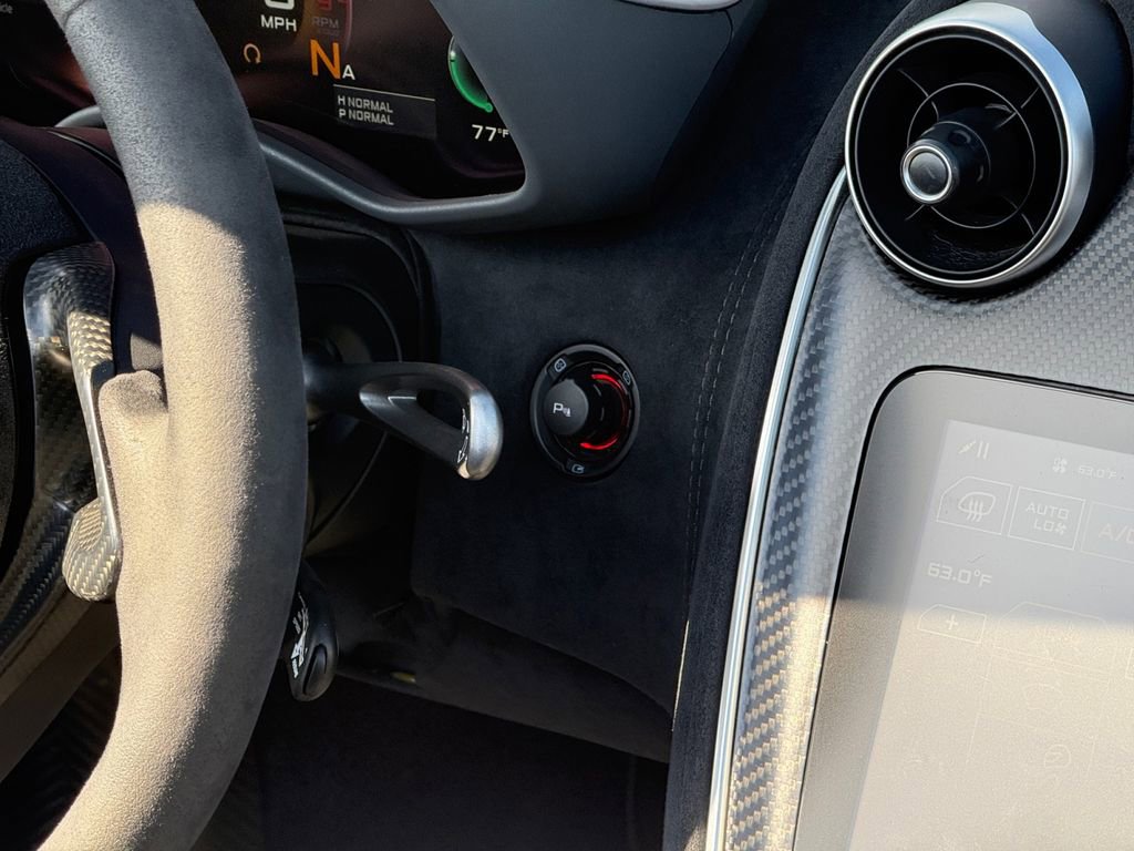 Used 2020 McLaren 600LT Spider photo 45