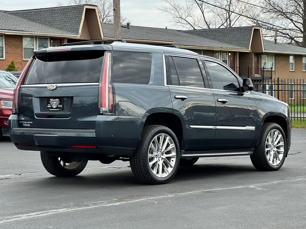 2019 Cadillac Escalade Luxury