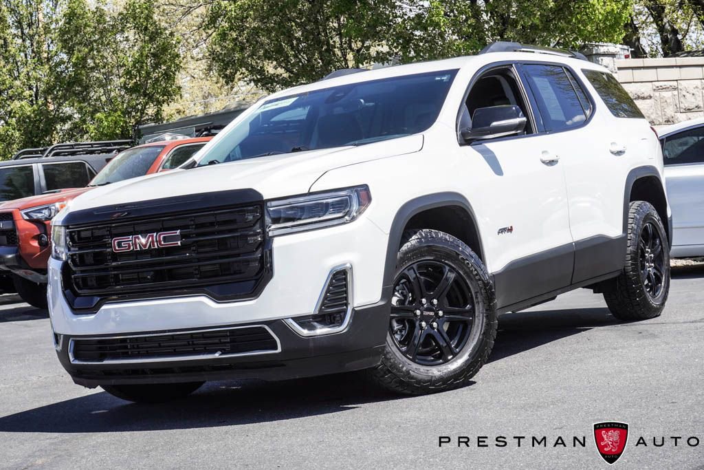 2023 GMC Acadia AT4