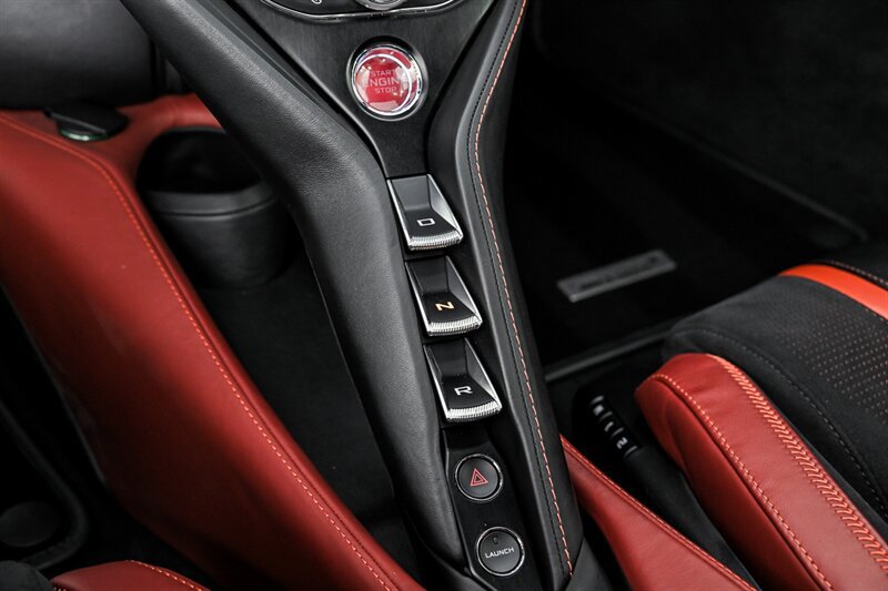 Used 2018 McLaren 720S Performance photo 33