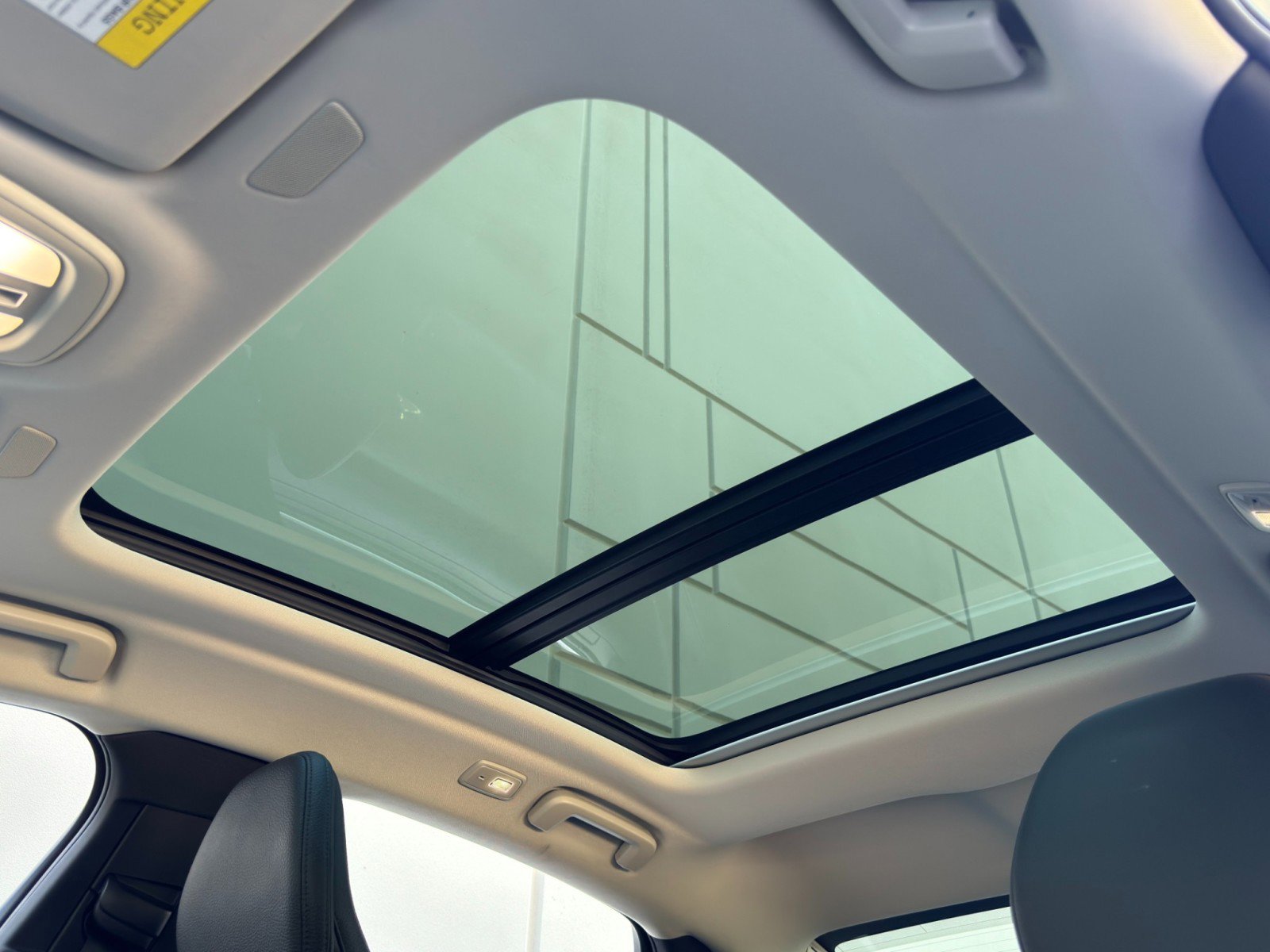 2023 Volvo S90 B6 Plus