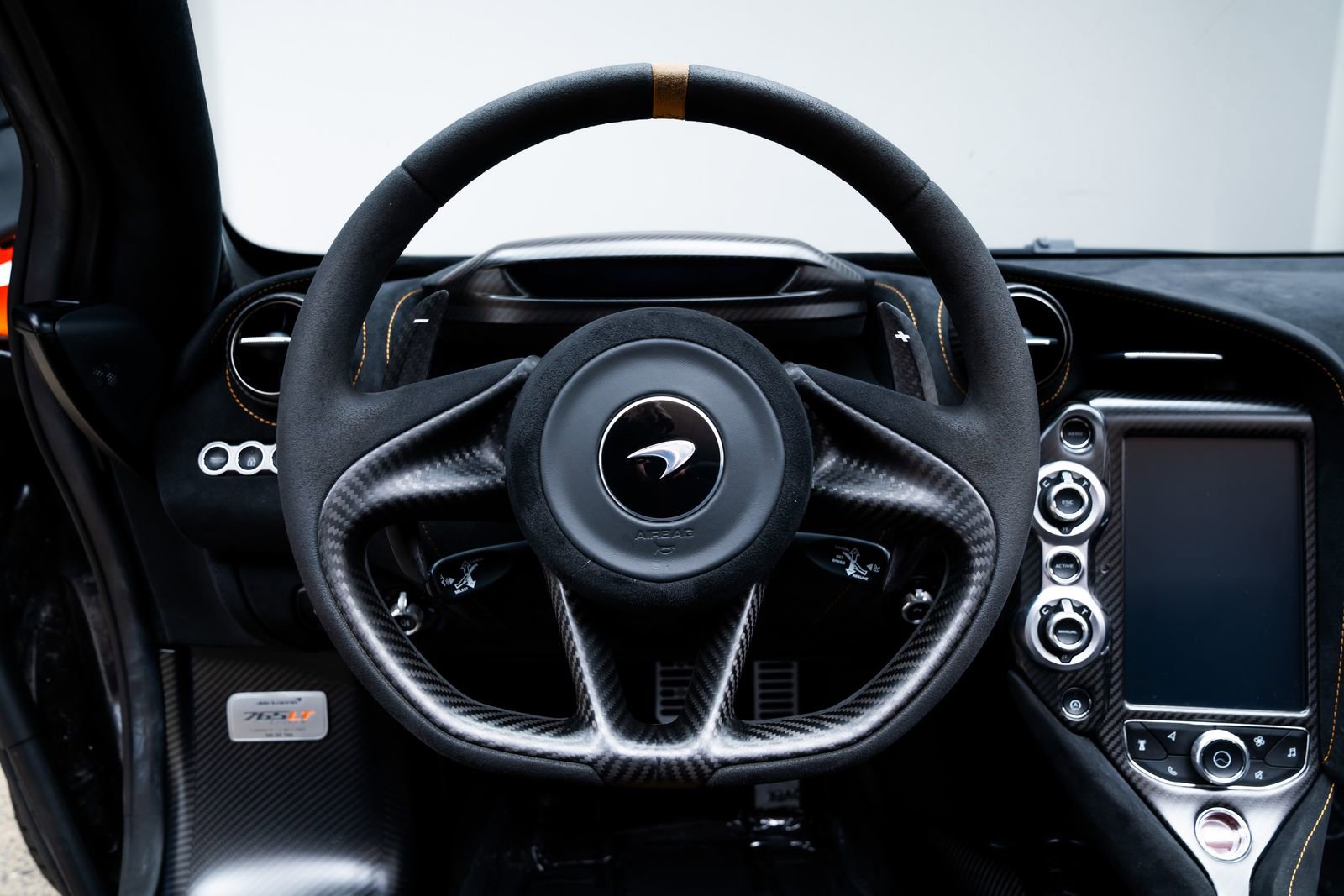Used 2022 McLaren 765LT photo 15