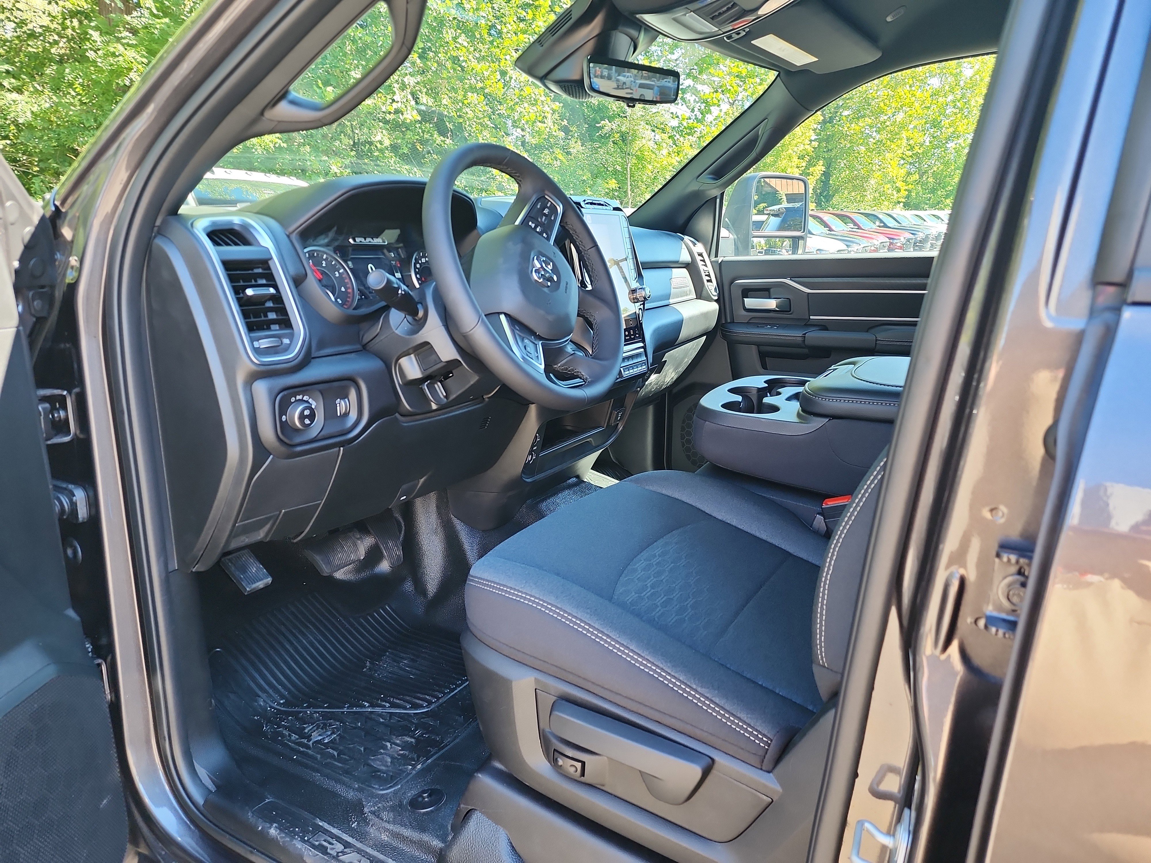 2026 RAM 5500 4x4 Crew Cab