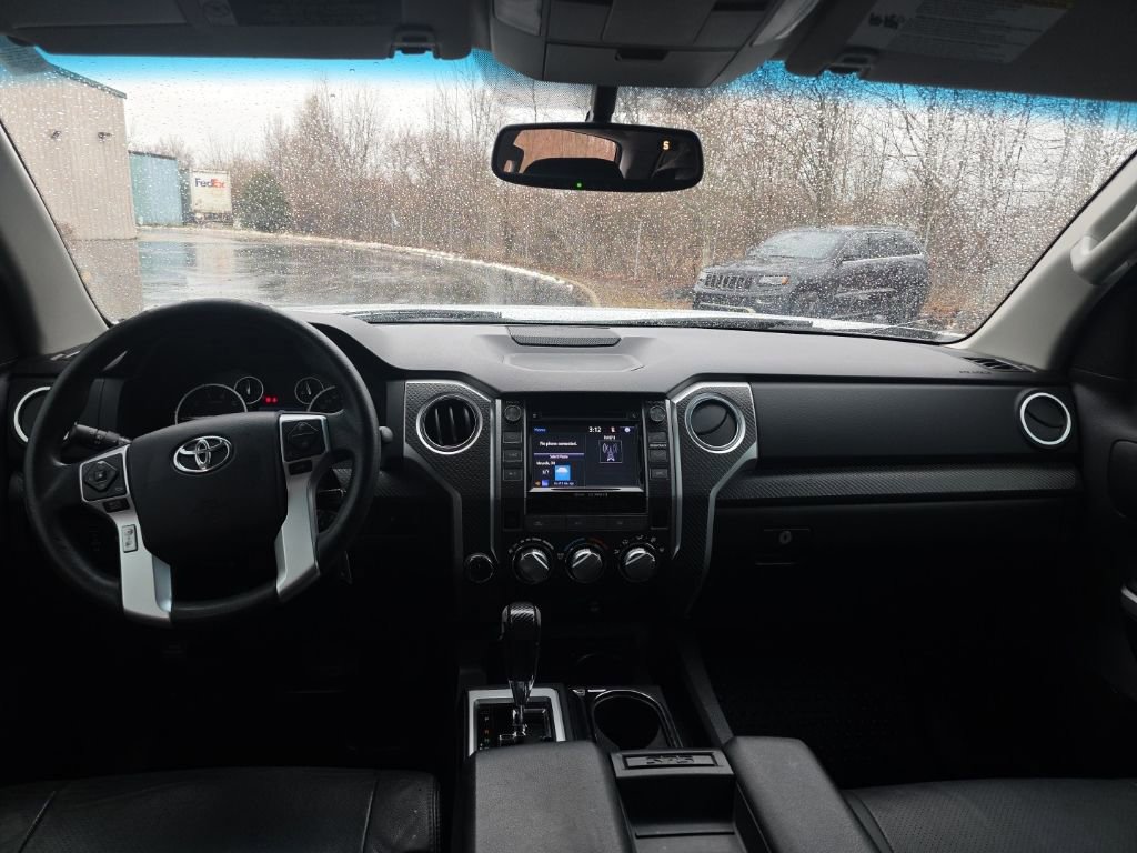 2015 Toyota Tundra SR5