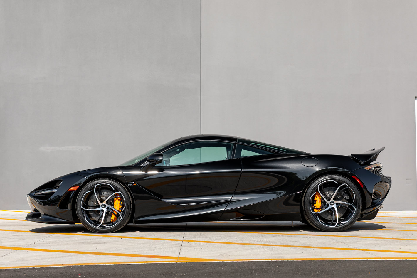 Used 2024 McLaren 750S photo 12