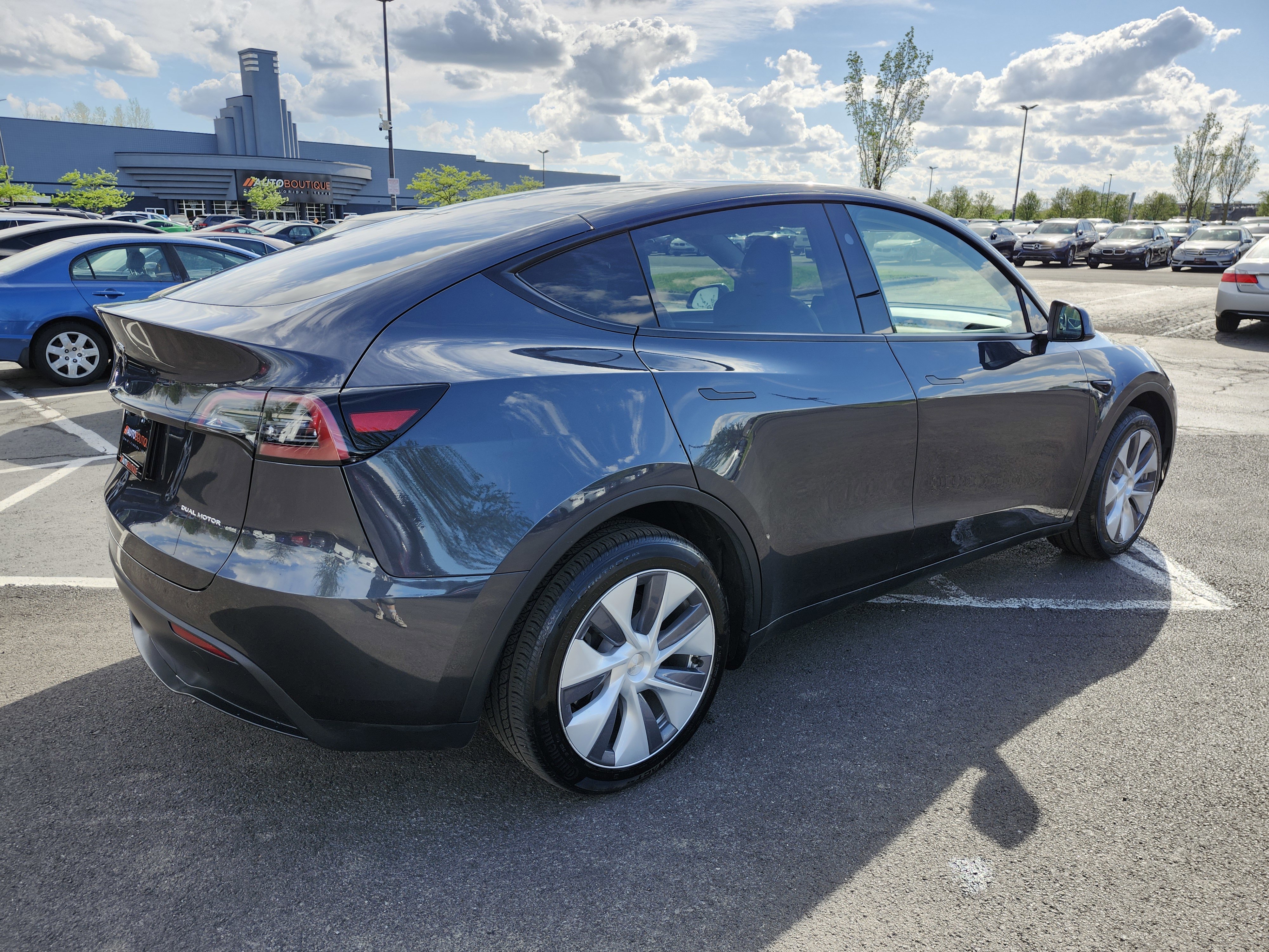 2024 Tesla Model Y Long Range