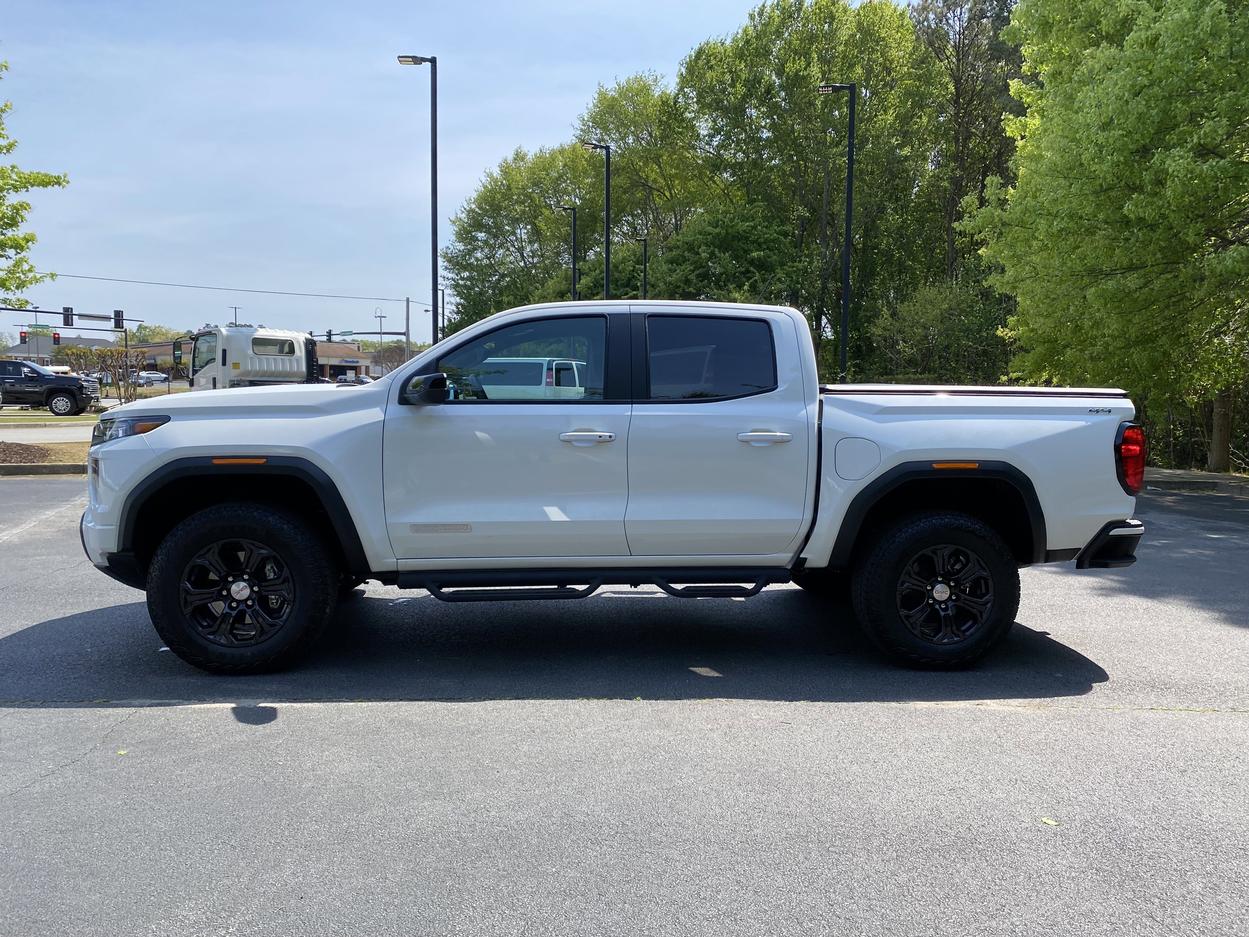 2024 GMC Canyon Elevation