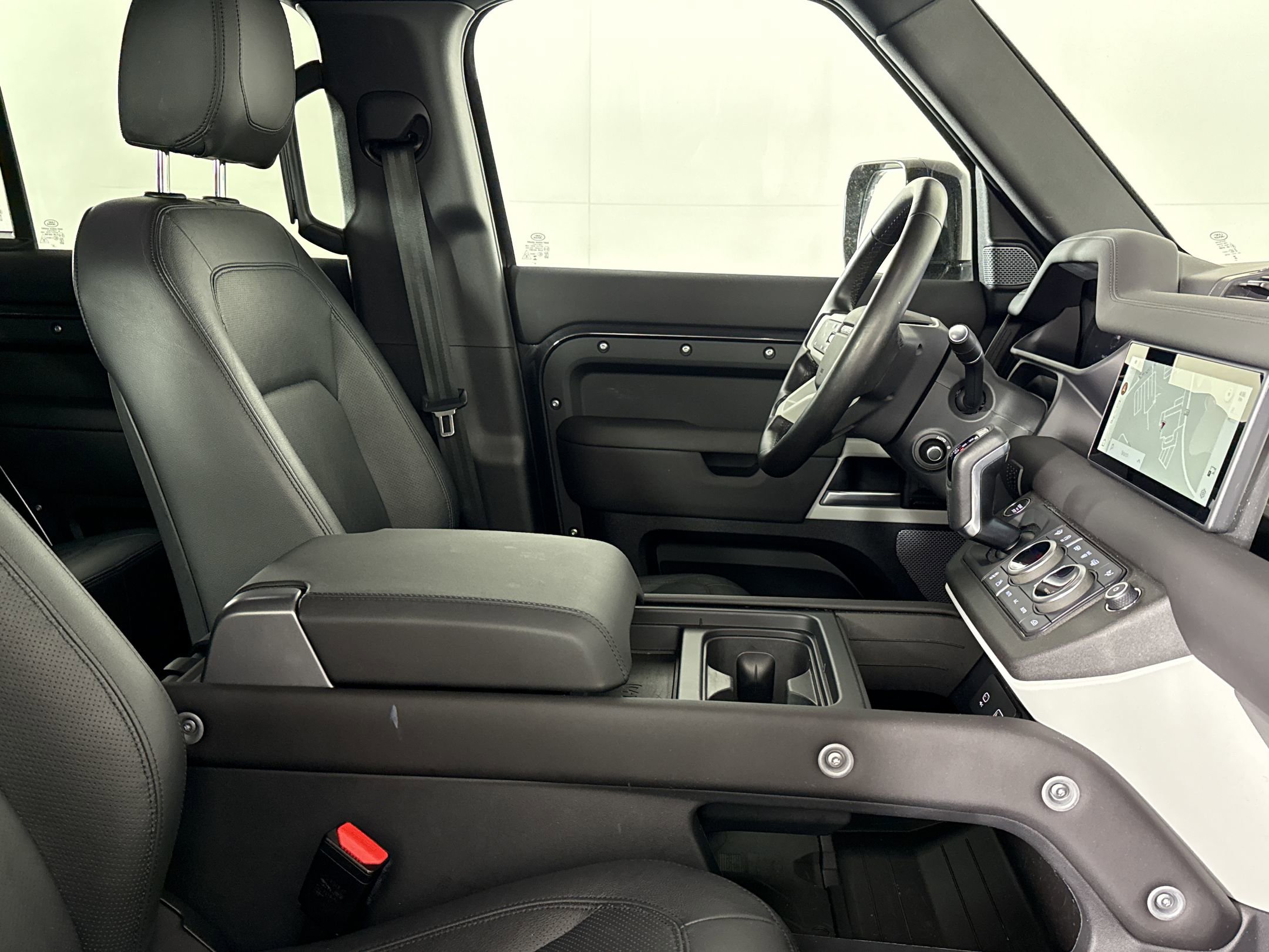 2024 Land Rover Defender 110 S