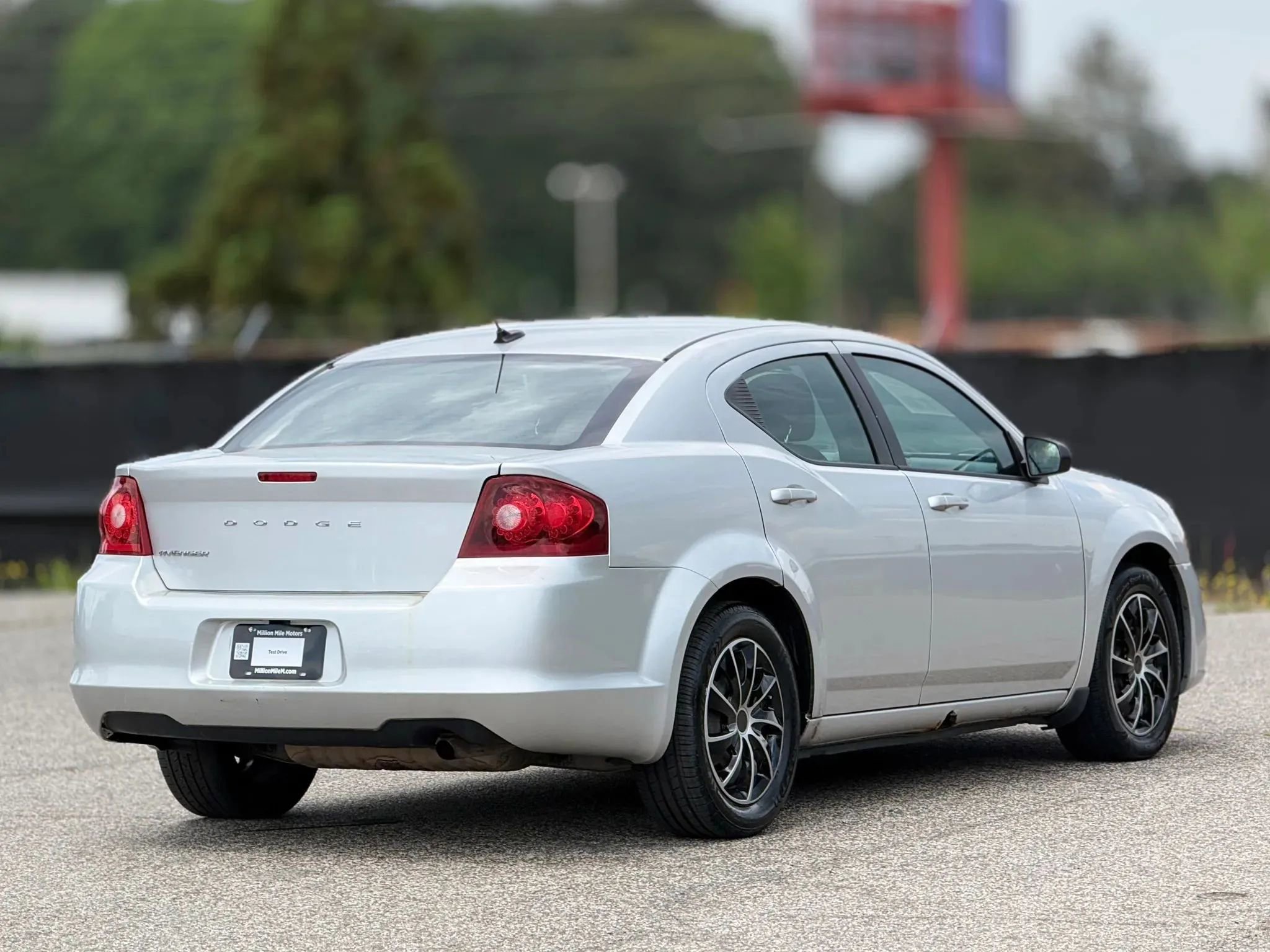 2012 Dodge Avenger SE
