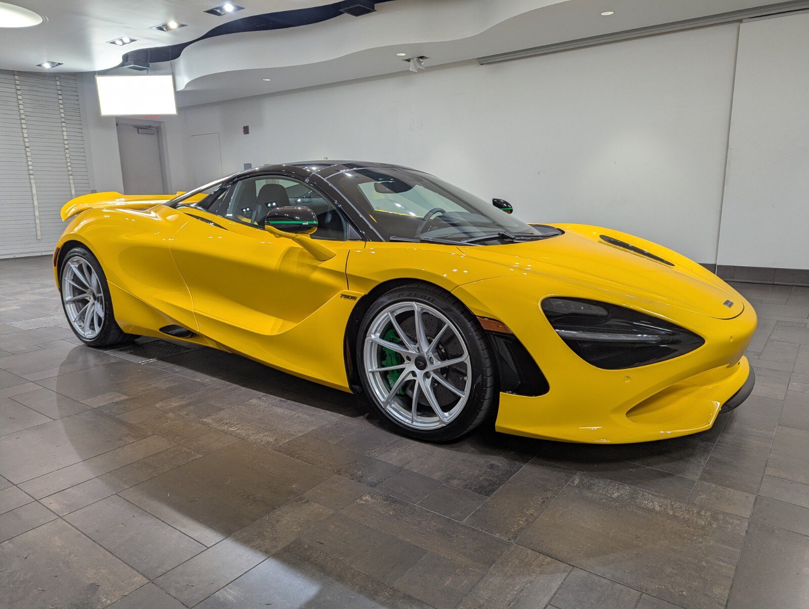 New 2026 McLaren 750S Spider photo 23