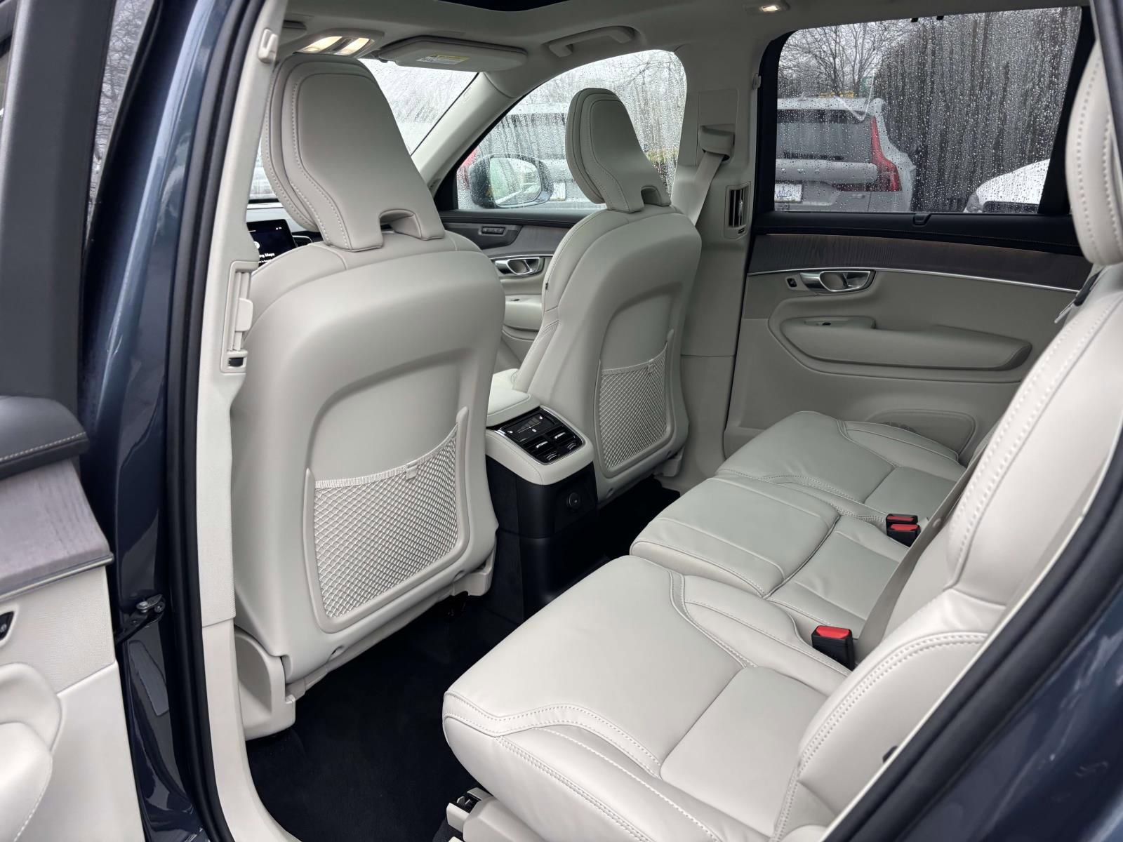 2026 Volvo Xc90 T8 Ultra