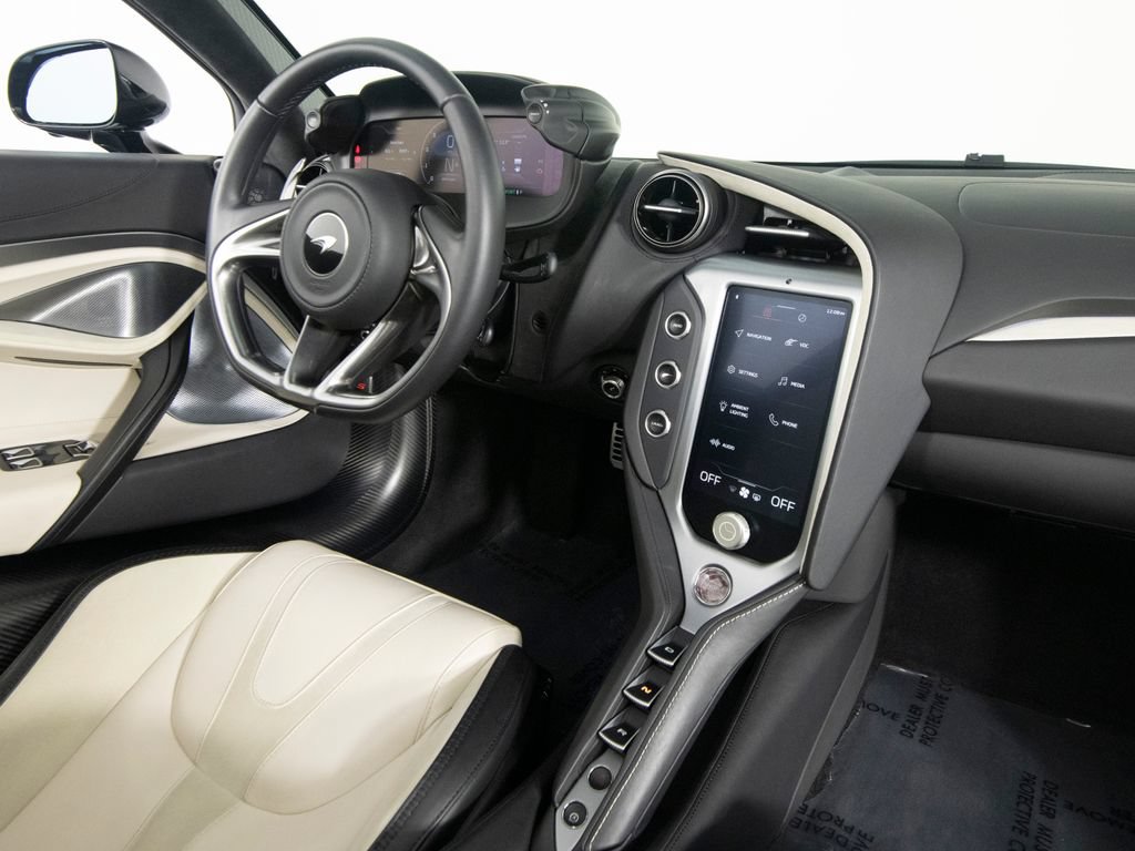 Used 2024 McLaren 750S Spider photo 28