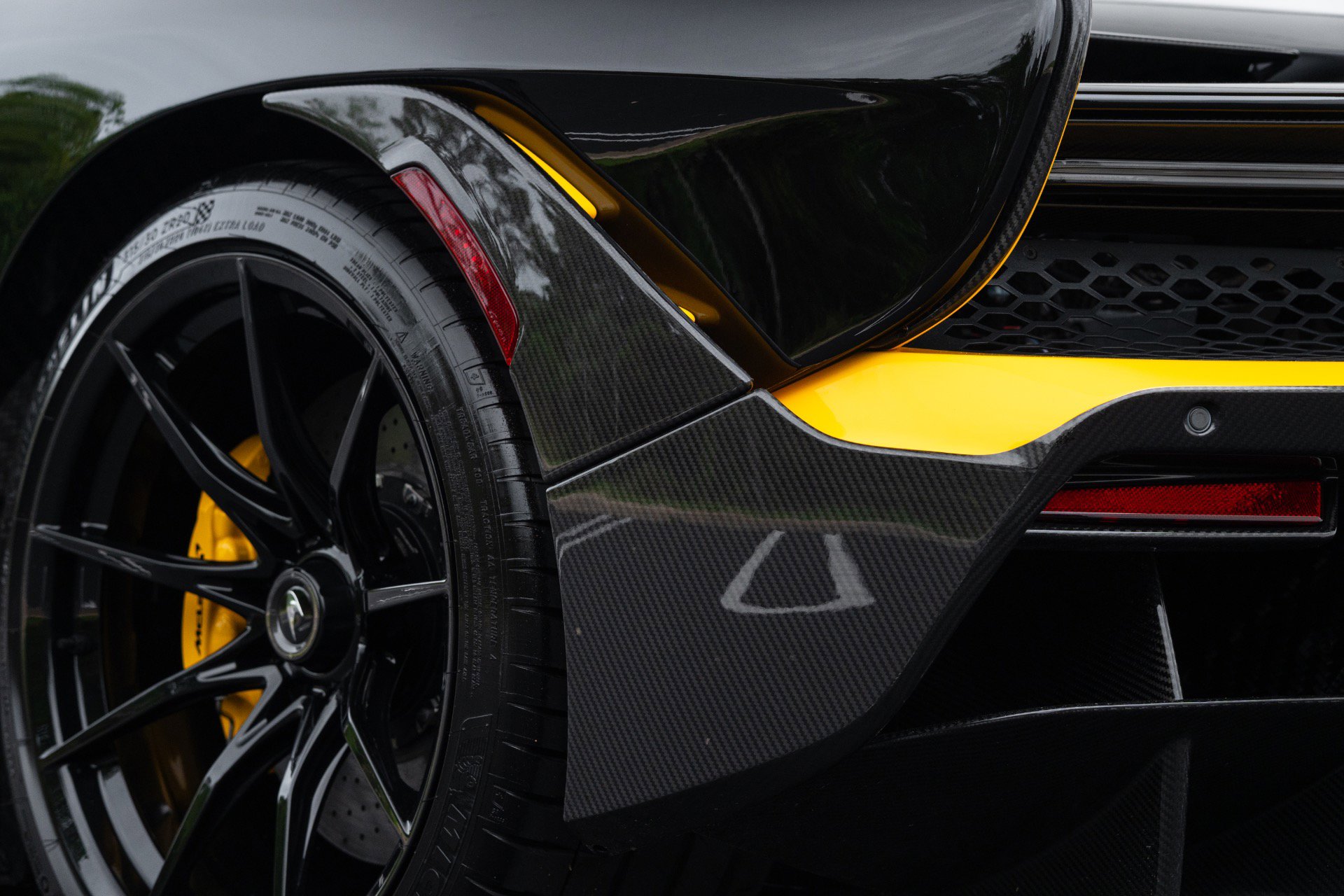 Used 2019 McLaren Senna photo 52