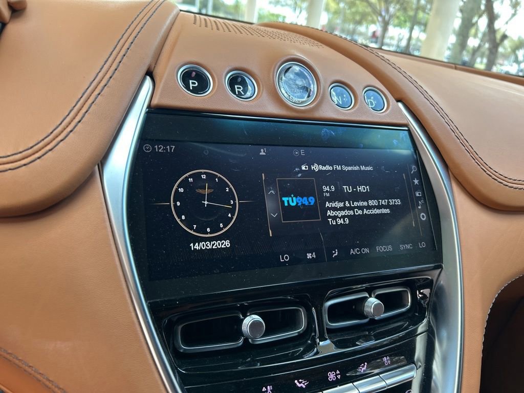 2023 Aston Martin DBX