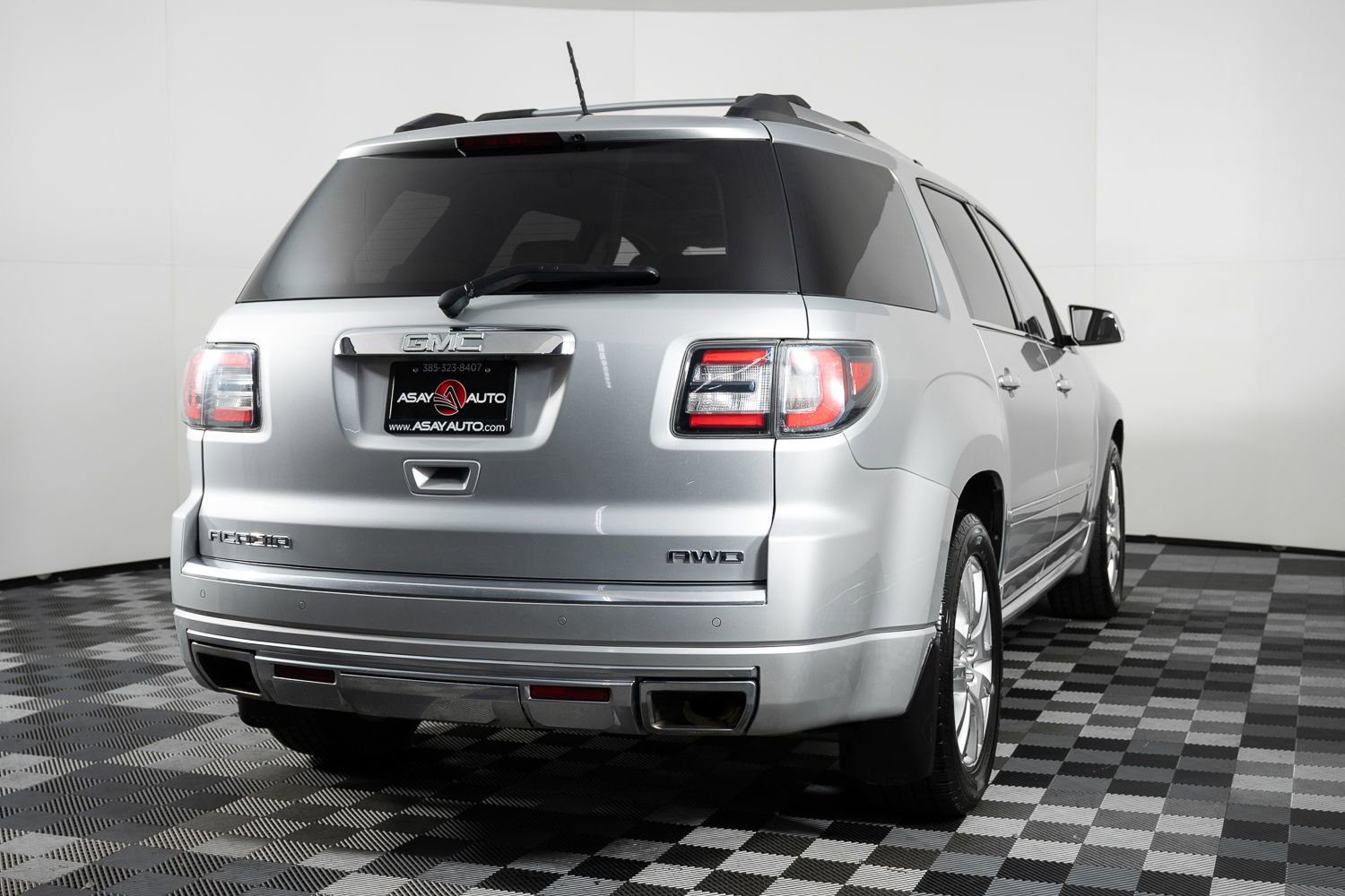 2015 GMC Acadia Denali