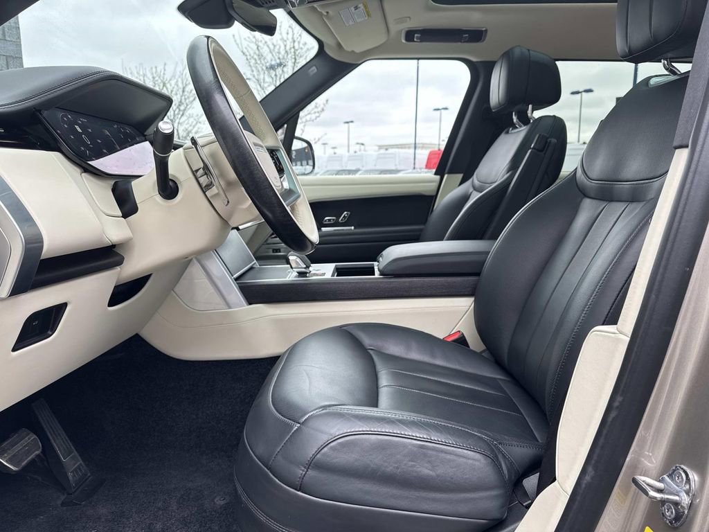 2024 Land Rover Range Rover Long Wheelbase SE