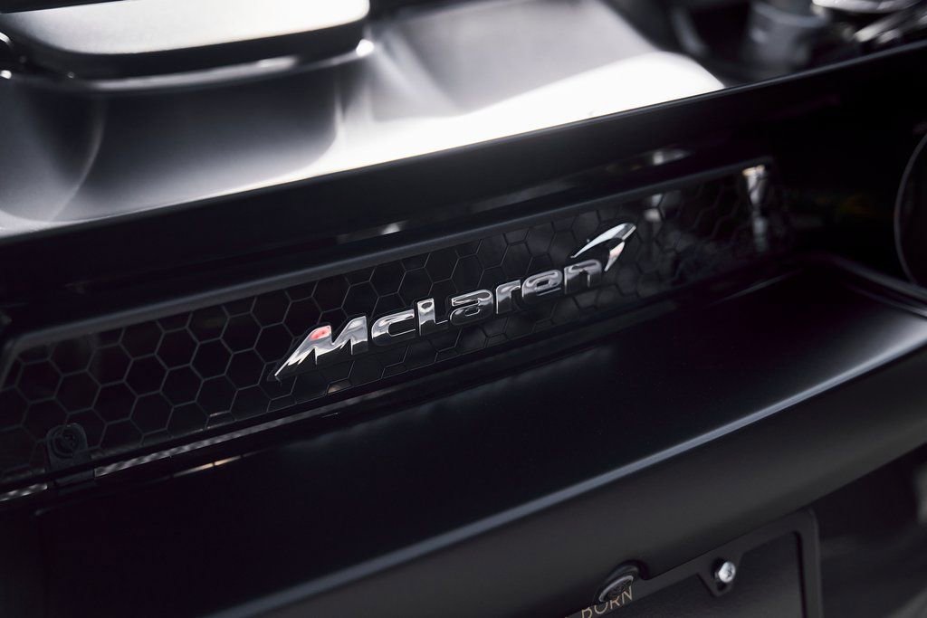 Used 2020 McLaren 720S Spider photo 13