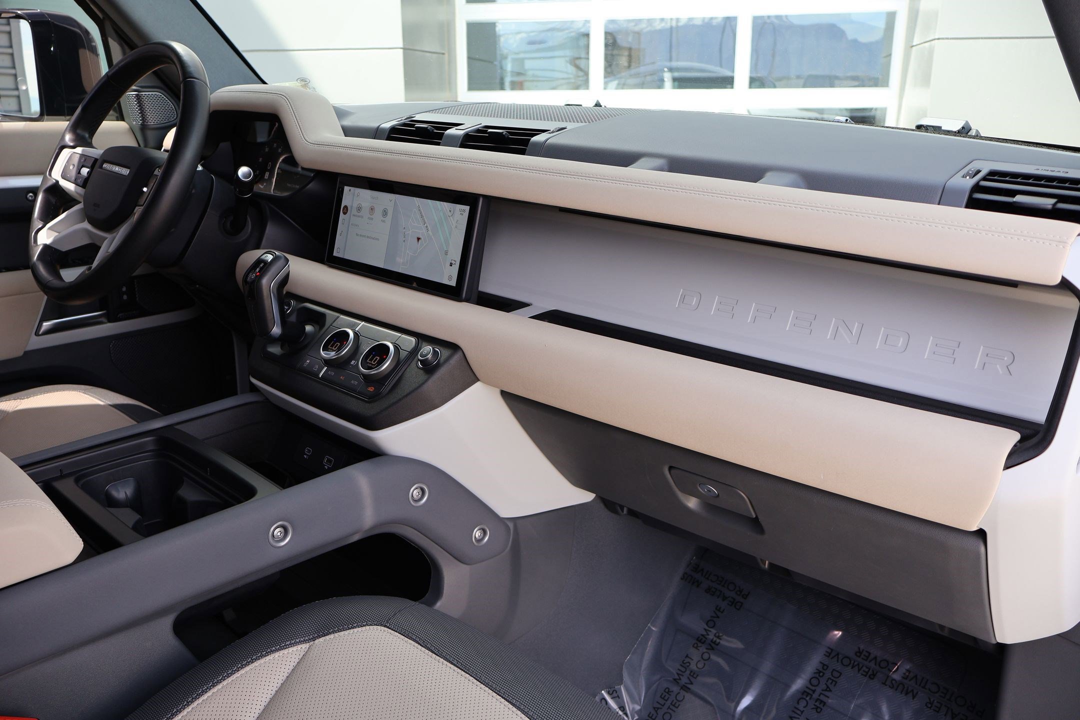 2023 Land Rover Defender 110 X-Dynamic SE