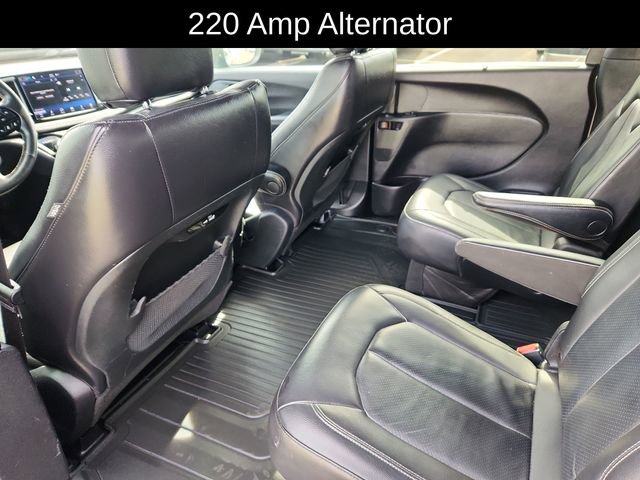 2021 Chrysler Pacifica Touring-L