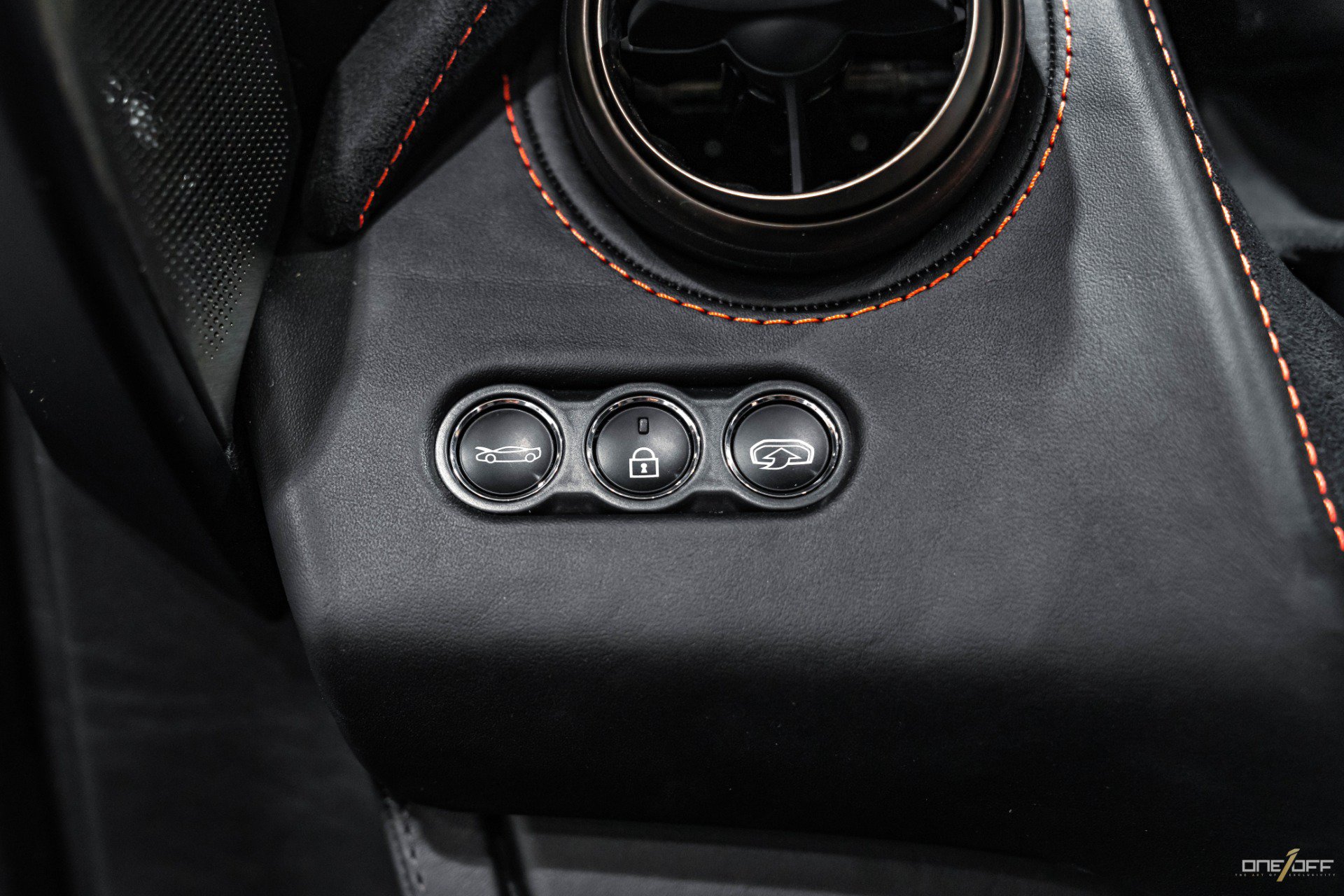 Used 2018 McLaren 720S Performance photo 32