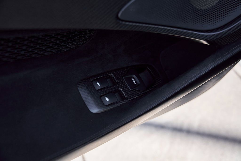 Used 2019 McLaren 600LT photo 30