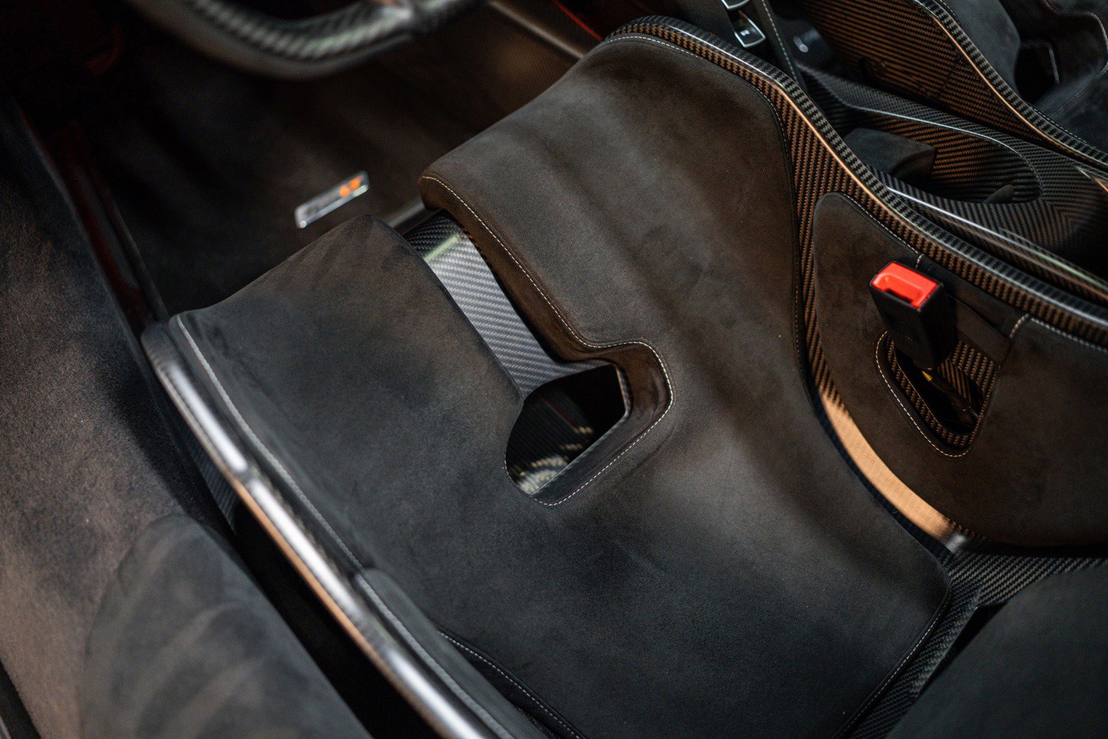 Used 2021 McLaren 765LT photo 23