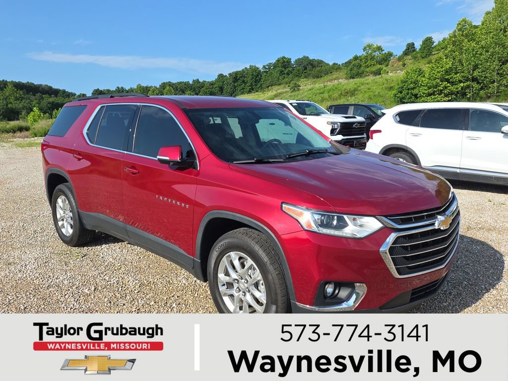 Used 2021 Chevrolet Traverse LT