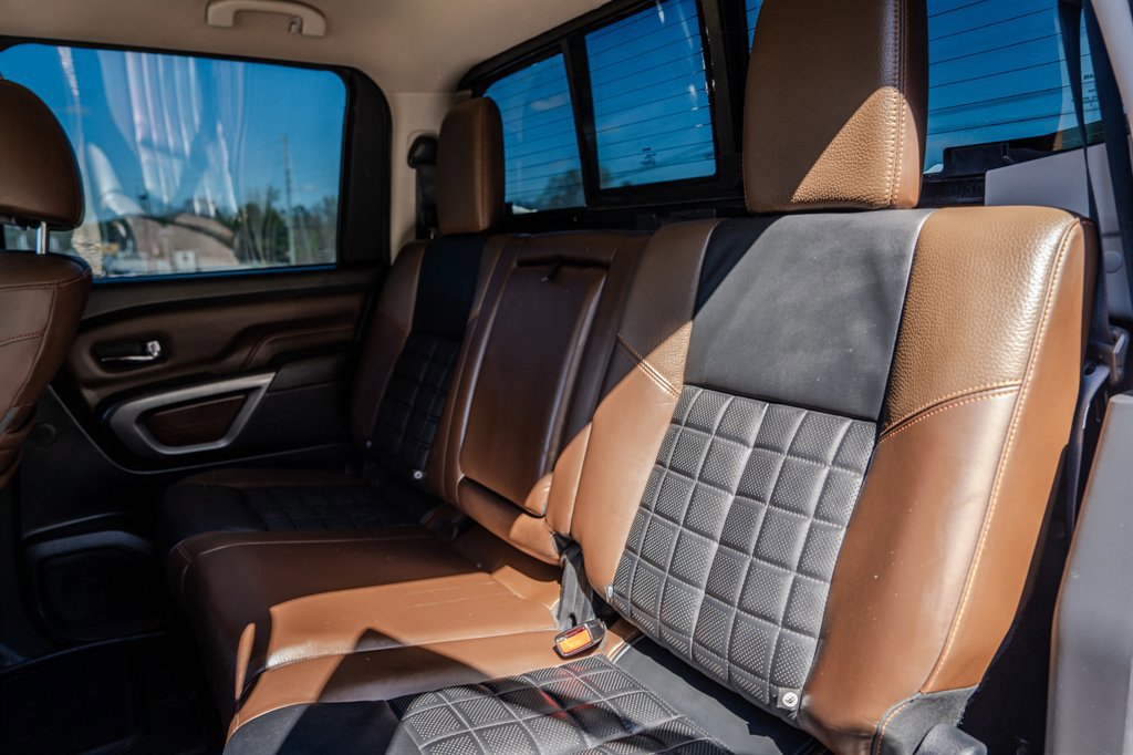 2017 Nissan Titan Platinum Reserve