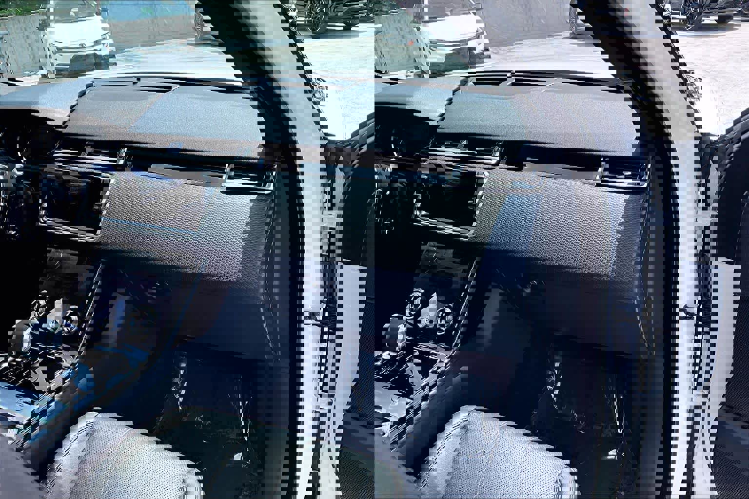 2022 Land Rover Range Rover Velar R-Dynamic S