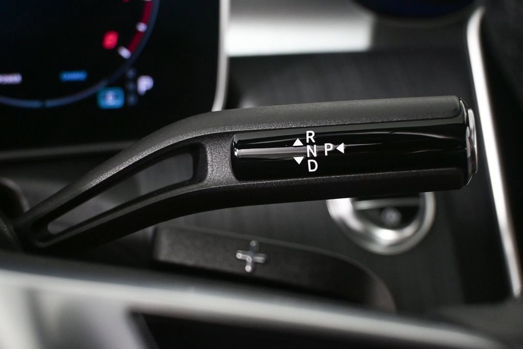 2025 Mercedes-Benz C 300 Sedan