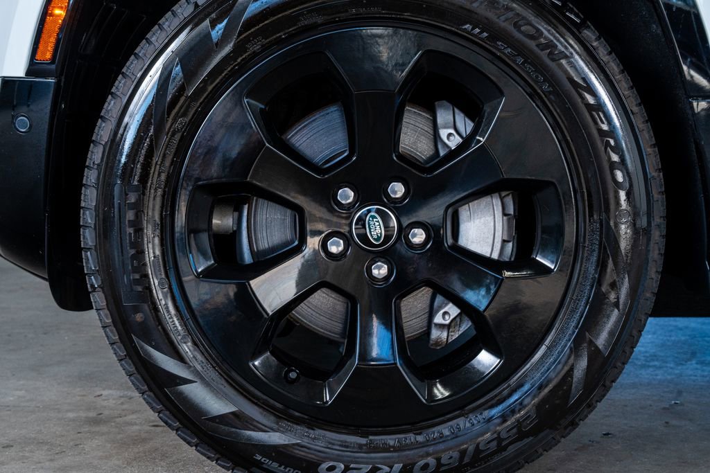 2023 Land Rover Defender 110 X-Dynamic SE