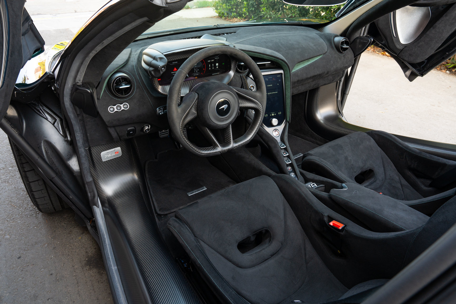 Used 2024 McLaren 750S Spider photo 8