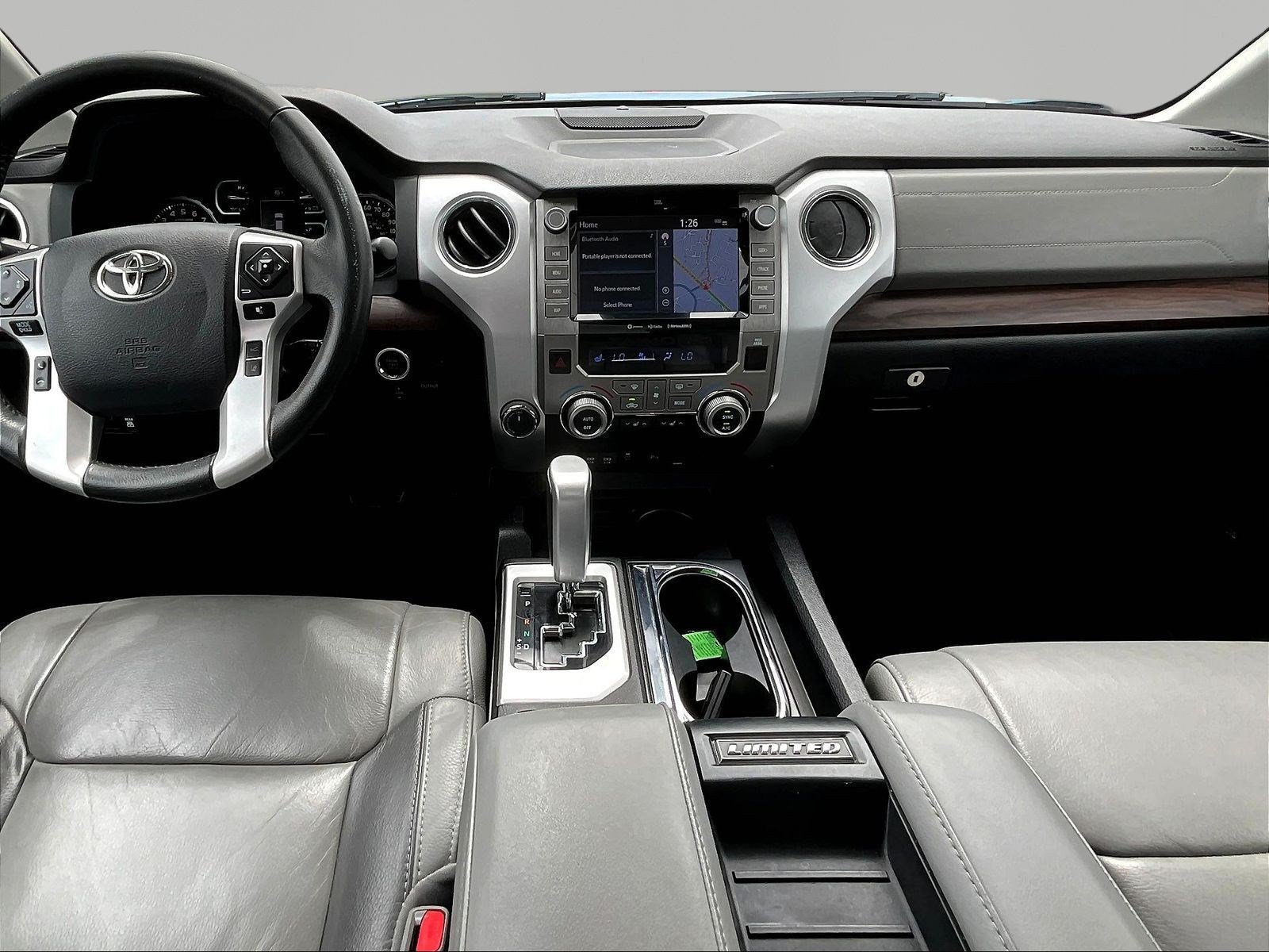 Photo 8