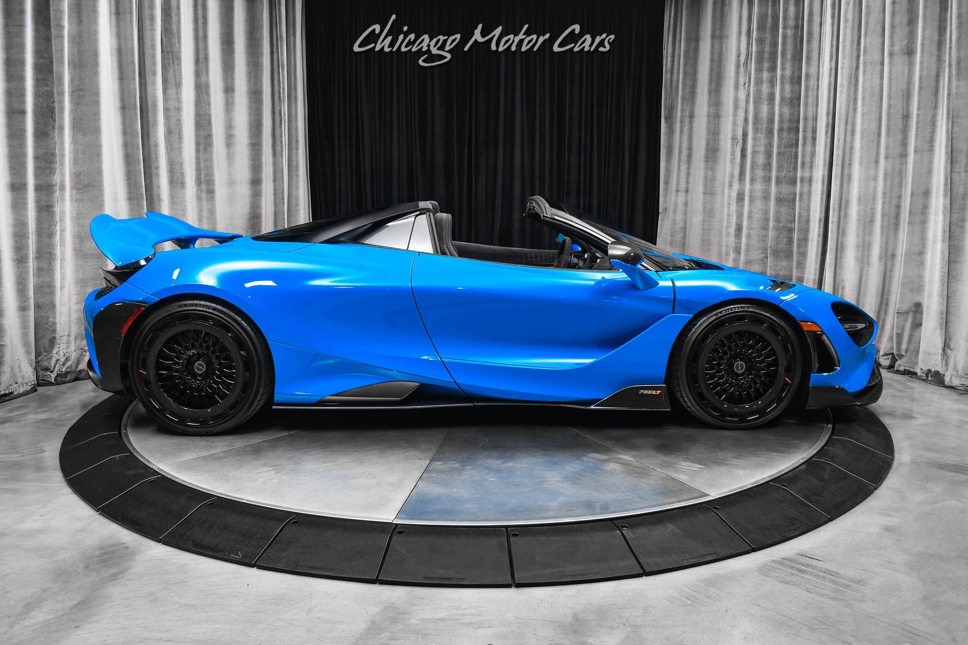 Used 2022 McLaren 765LT photo 57