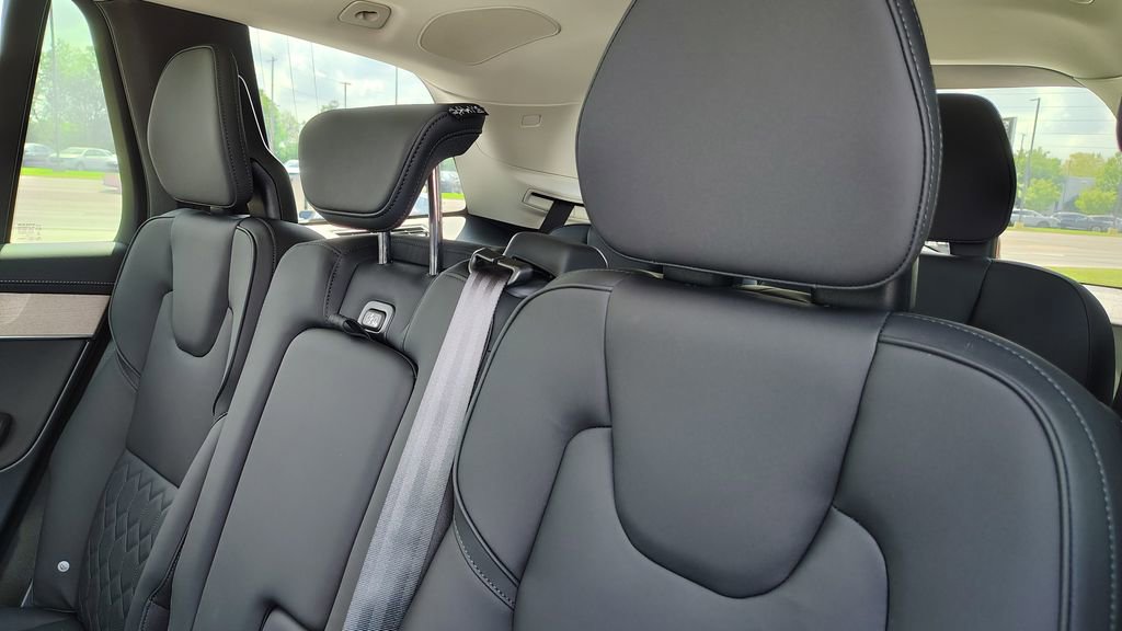 2026 Volvo Xc90 B6 Plus